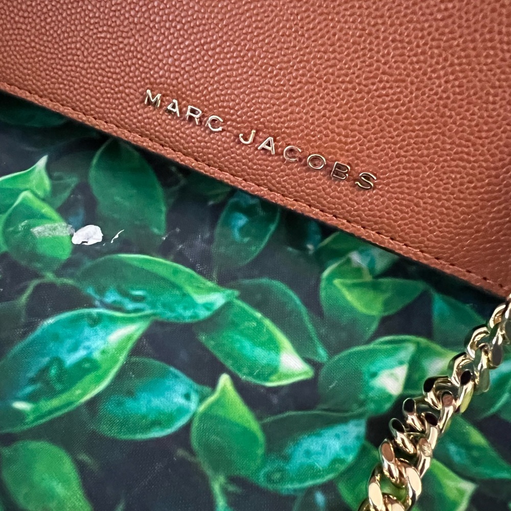 Crossbody brand new authentic 🥰🥰 - Picture 4 of 5